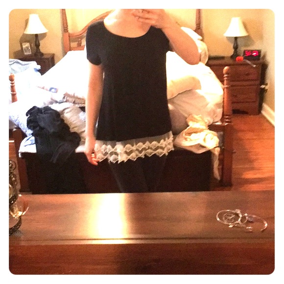 AB STUDIO Black/White T-Shirt with Lace M - Picture 1 of 7
